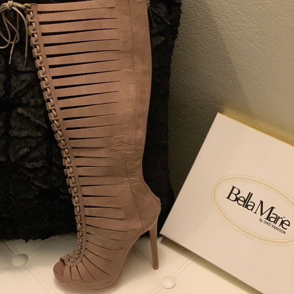 Boots - Picture 2 of 3